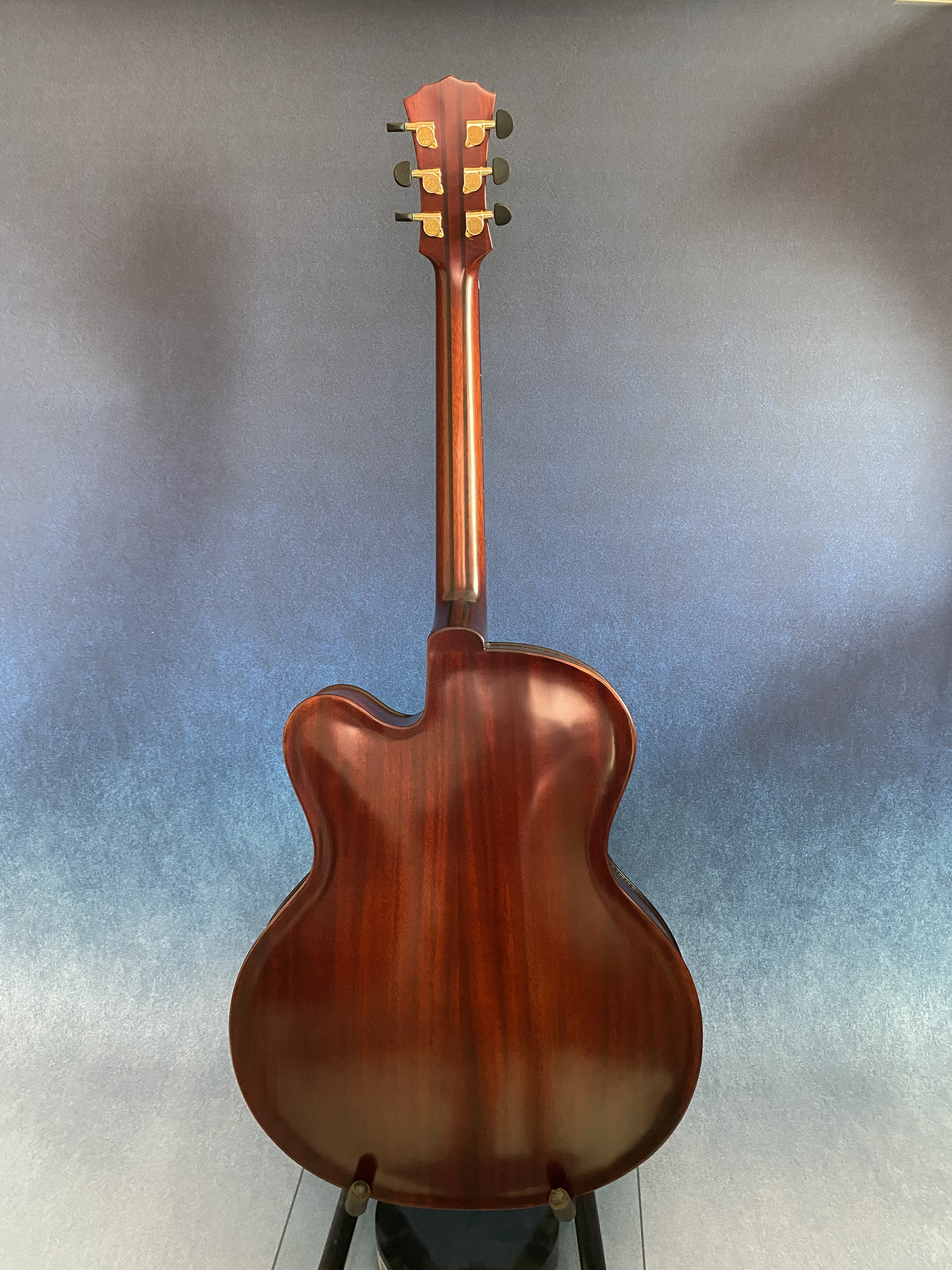 Batking Brand AAA Hand carved Archtop Guitar (AT08)