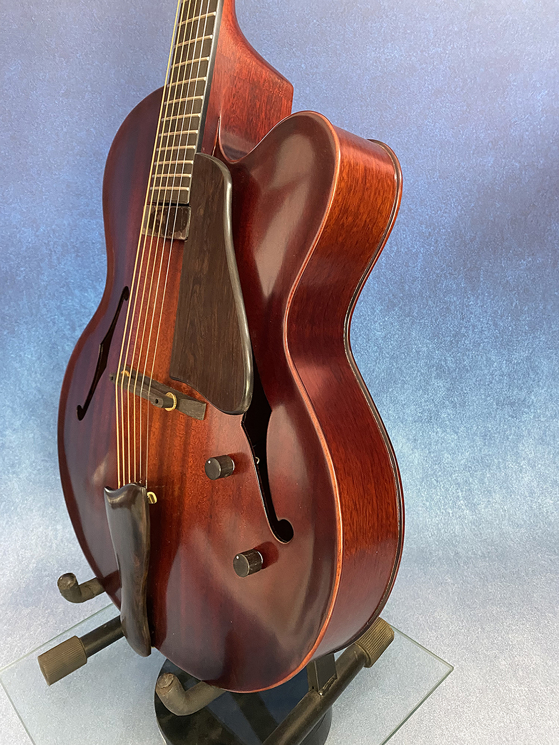 Batking Brand AAA Hand carved Archtop Guitar (AT08)