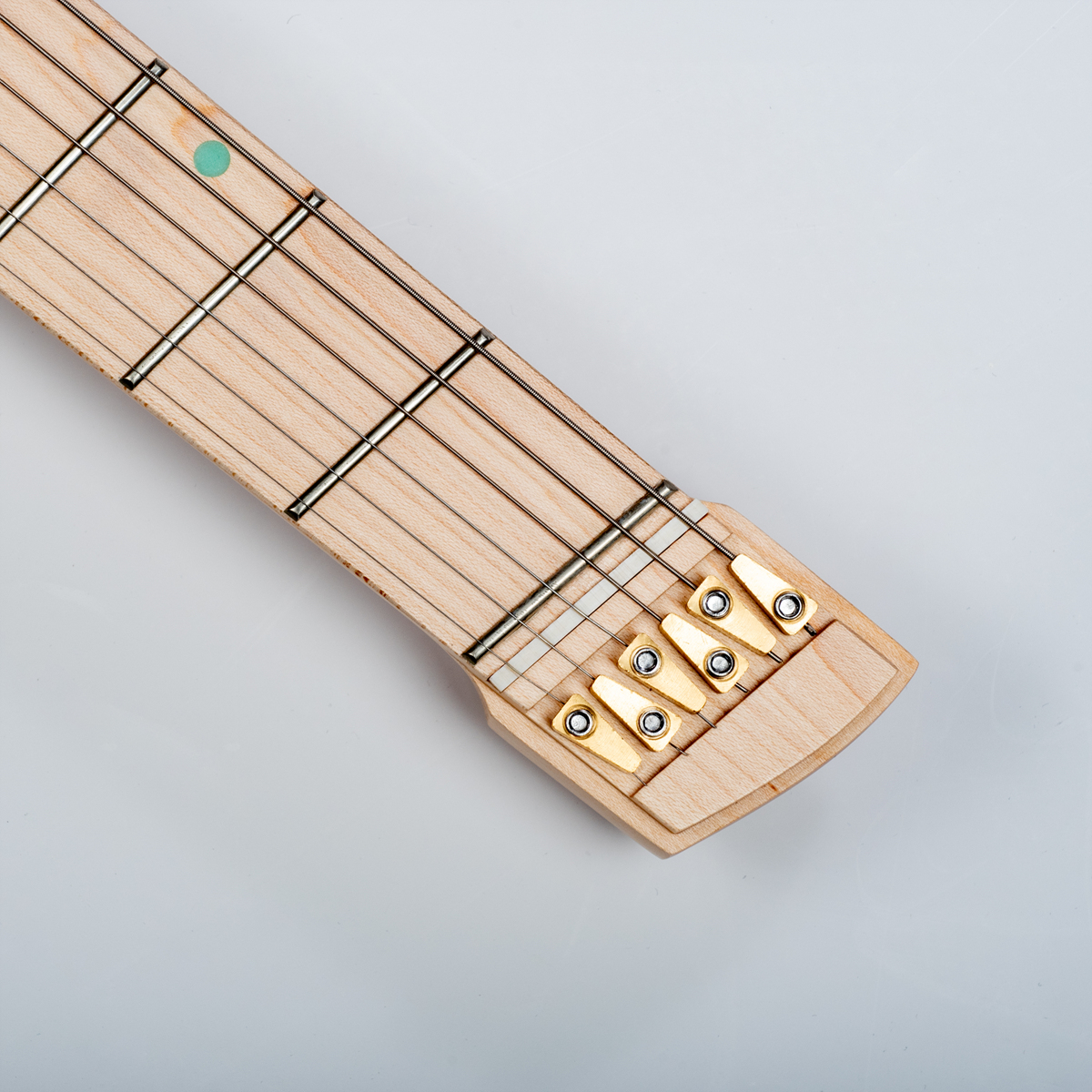 Batking 6 String Fanned Fret Headless Electric Travel Guitar with Multiscale Birdeyes Fingerboard Of Luminous Inlay